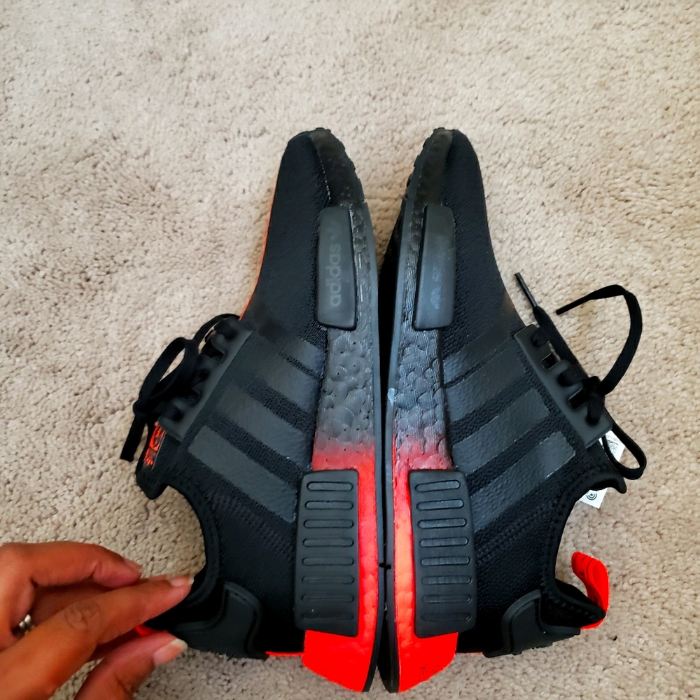 Adidas NMD R1 Star Wars Darth Vader Athletic Shoes - Picture 6 of 12
